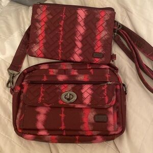 Lug switch and peekaboo shibori wine set